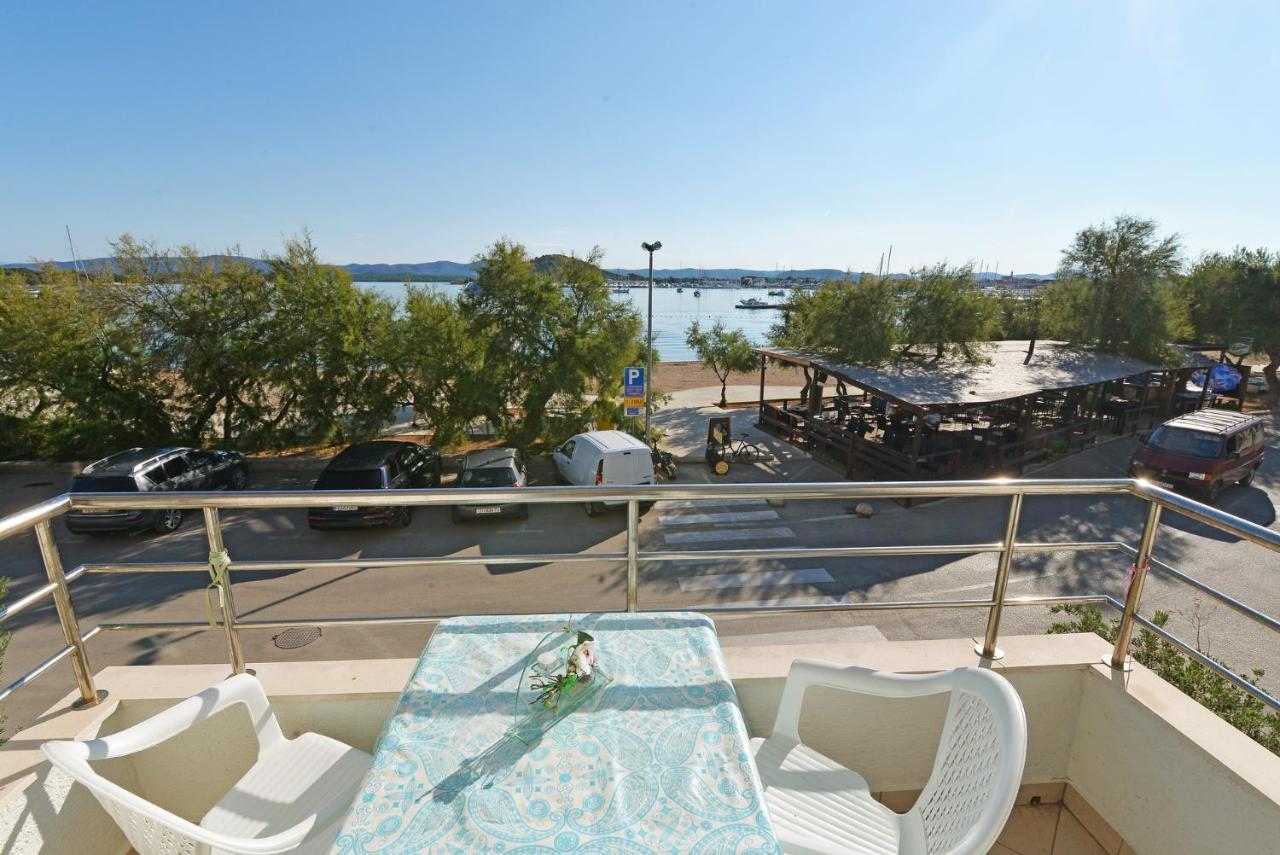 Apartman Lunga, Murter Exterior foto